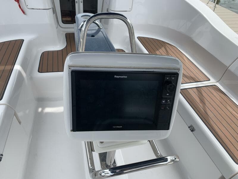 2009 Hunter 45 Deck Salon