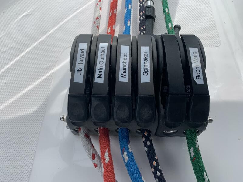 2009 Hunter 45 Deck Salon