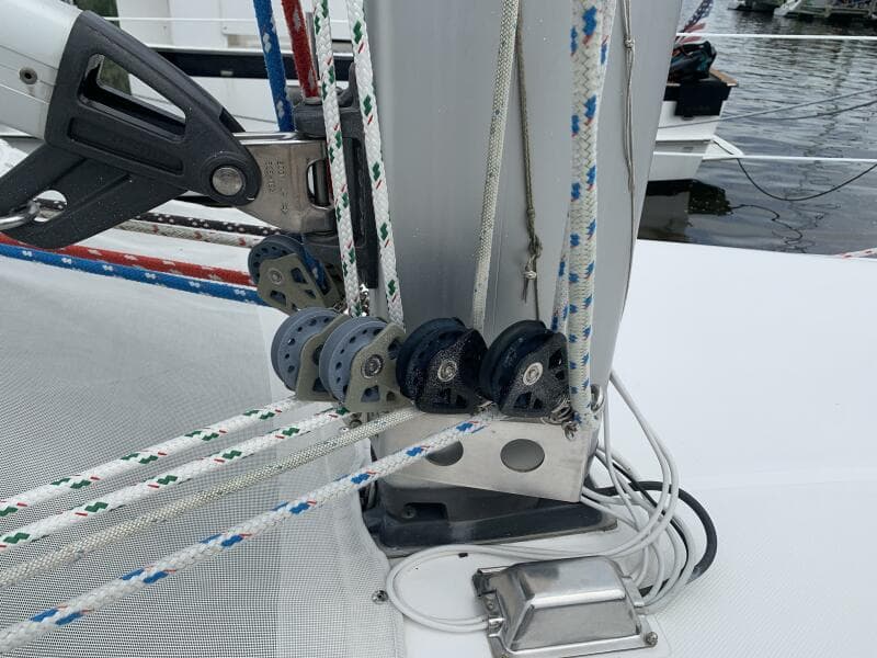 2009 Hunter 45 Deck Salon