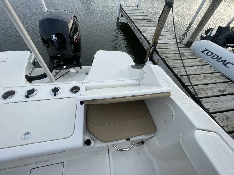 2023 Bayliner Trophy T22 Center Console