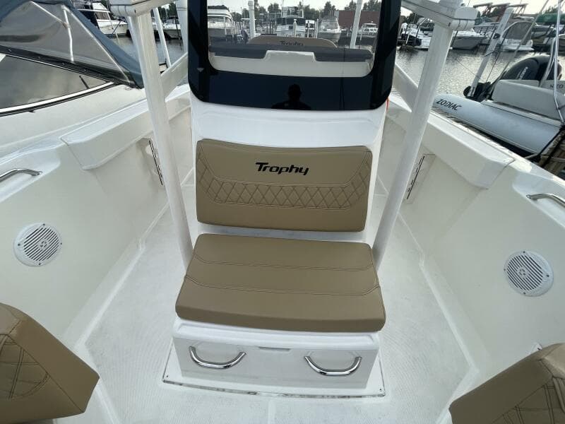 2023 Bayliner Trophy T22 Center Console