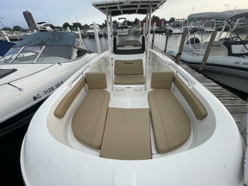 2023 Bayliner Trophy T22 Center Console