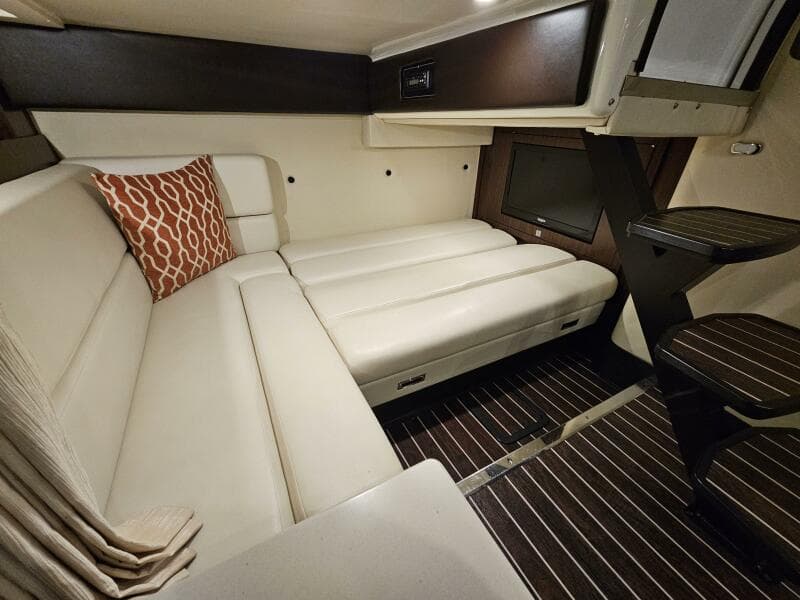 2016 Monterey 355 Sport Yacht