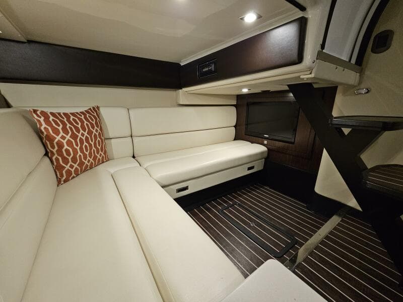 2016 Monterey 355 Sport Yacht