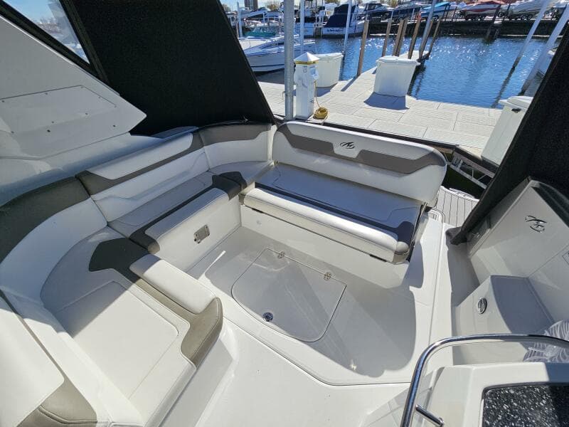 2016 Monterey 355 Sport Yacht