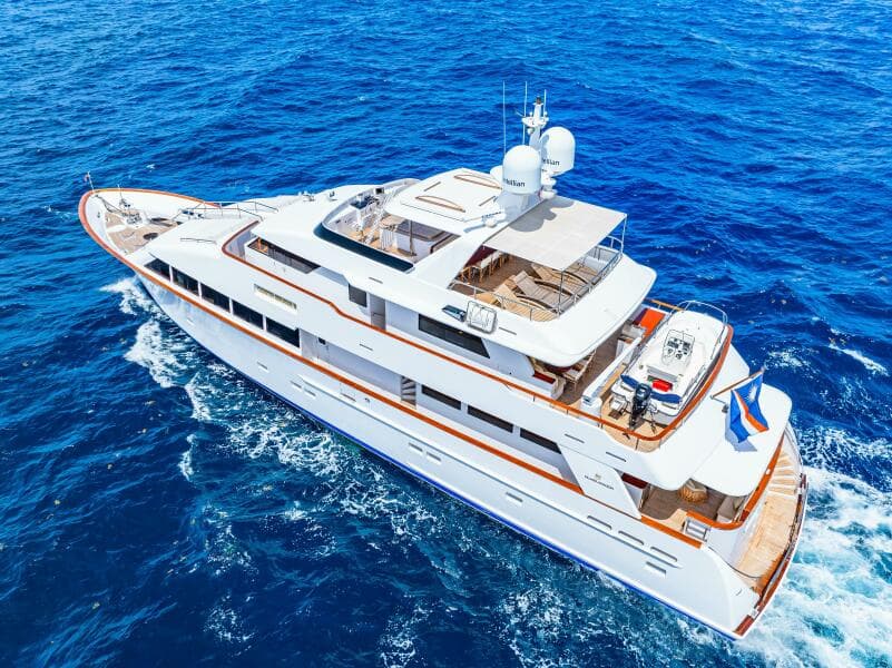 1996 Palmer Johnson TRI-DECK FB