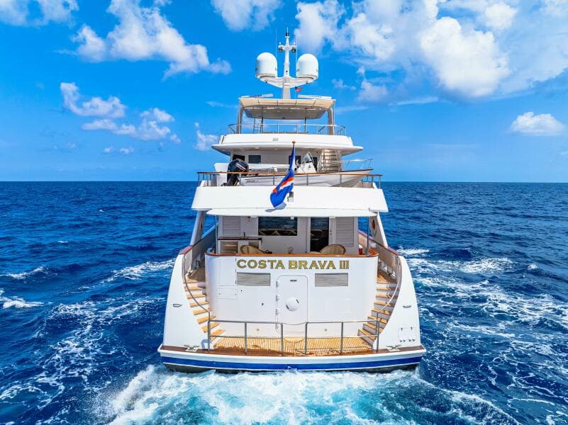 1996 Palmer Johnson TRI-DECK FB