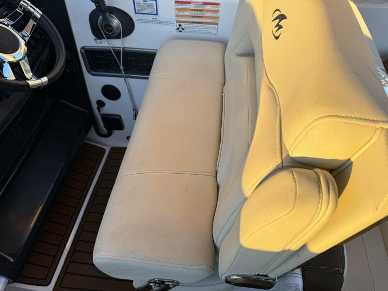 2018 Monterey 295 SY