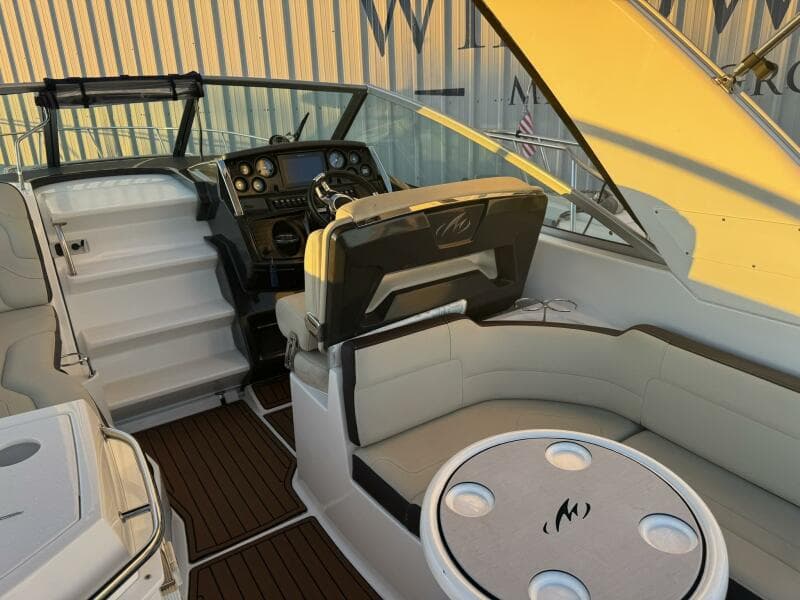 2018 Monterey 295 SY