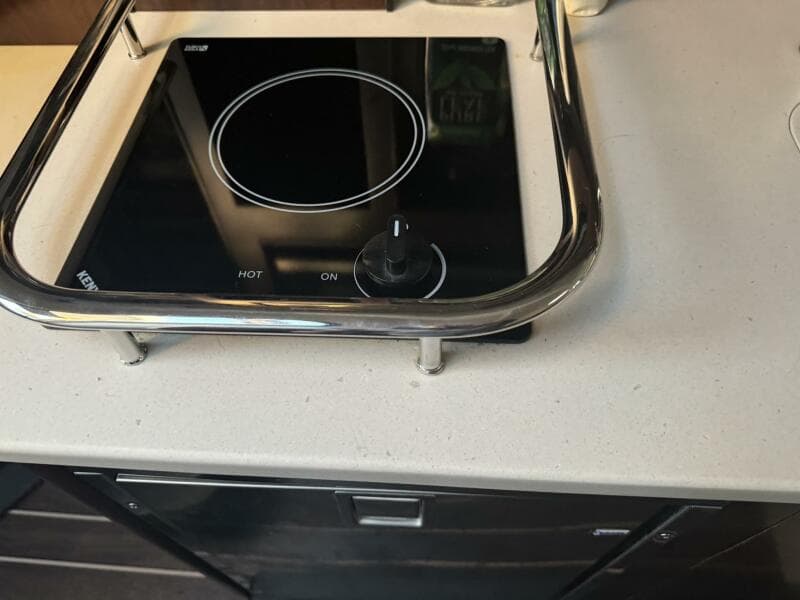 2018 Monterey 295 SY