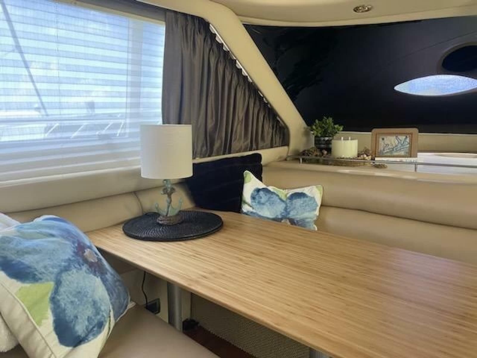 2003 Sea Ray 480 Sedan Bridge - Photo 3