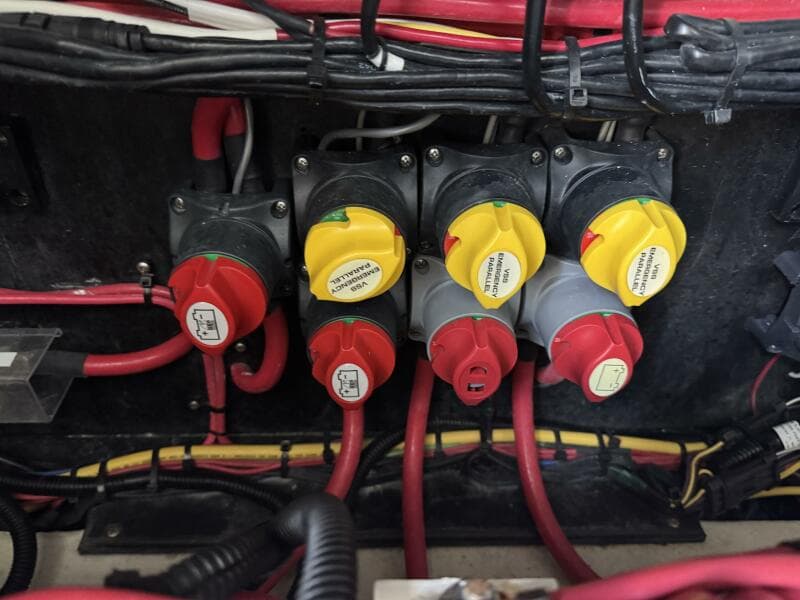 2023 Front Runner 36 CC