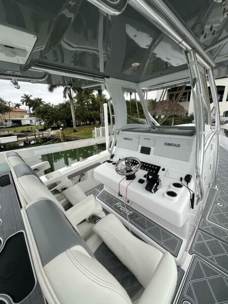 2023 Front Runner 36 CC