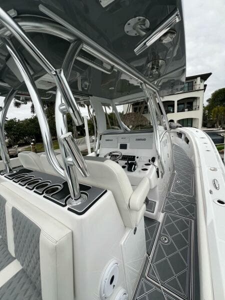 2023 Front Runner 36 CC