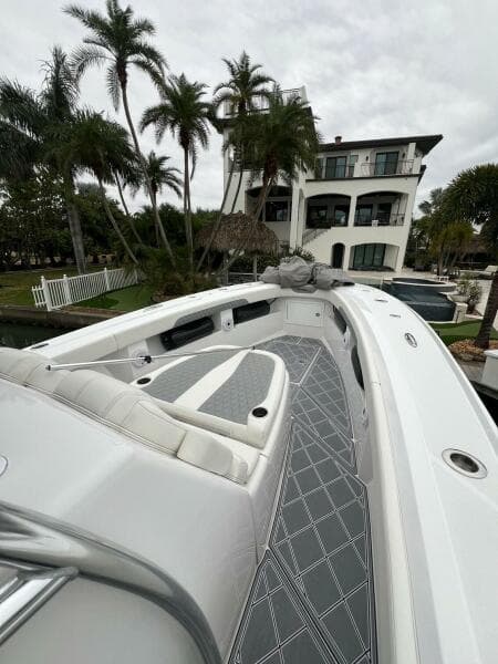 2023 Front Runner 36 CC