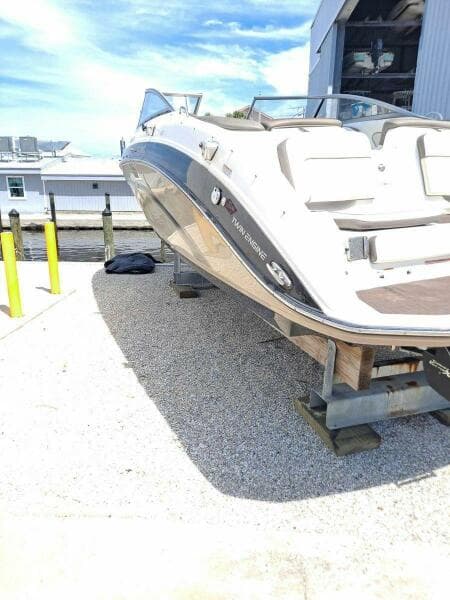 2013 Yamaha Boats 242 Limited S