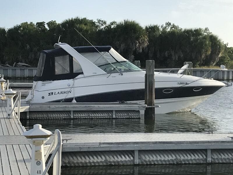 2006 Larson 274 Cabrio