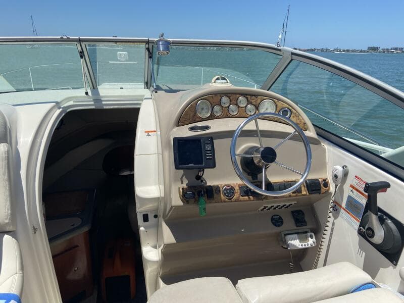 2006 Larson 274 Cabrio