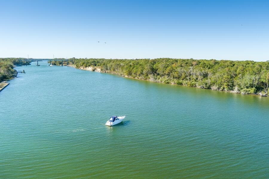 2000 Monterey 322 Cruiser