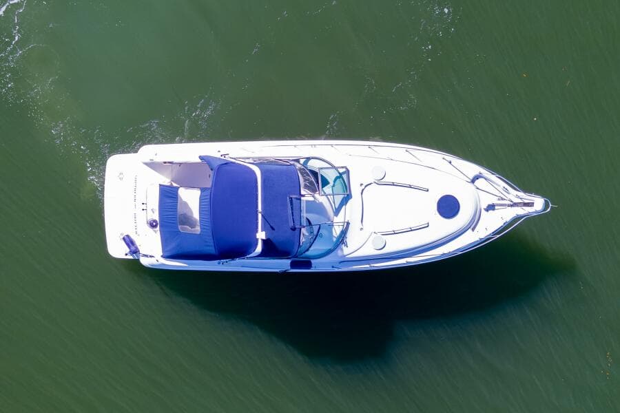 2000 Monterey 322 Cruiser