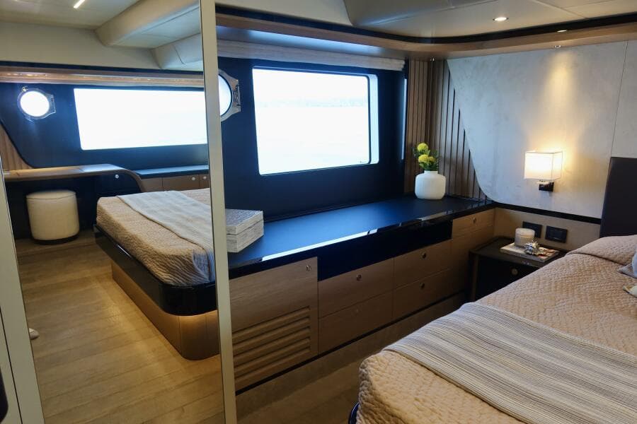 2026 Absolute 58 Navetta