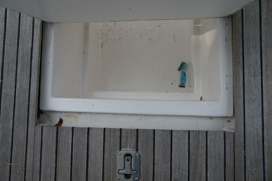 2000 Stolper 3800 Tournament Express