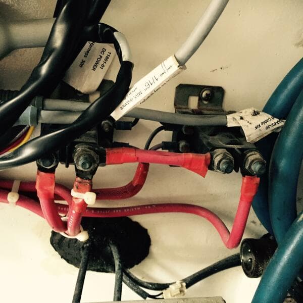 2000 Stolper 3800 Tournament Express