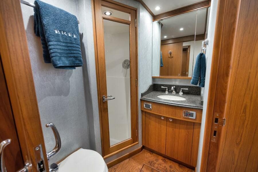 2016 Merritt 86' Enclosed Flybridge