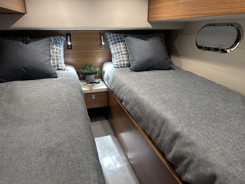 2027 Outback Yachts Outback 50