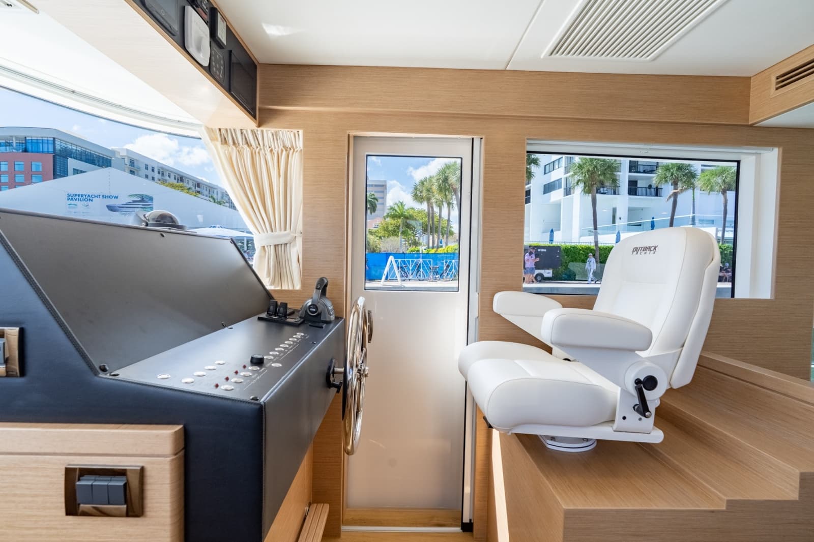 2027 Outback Yachts 50 - Photo 9