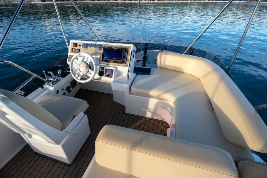 2013 Azimut 40 Flybridge