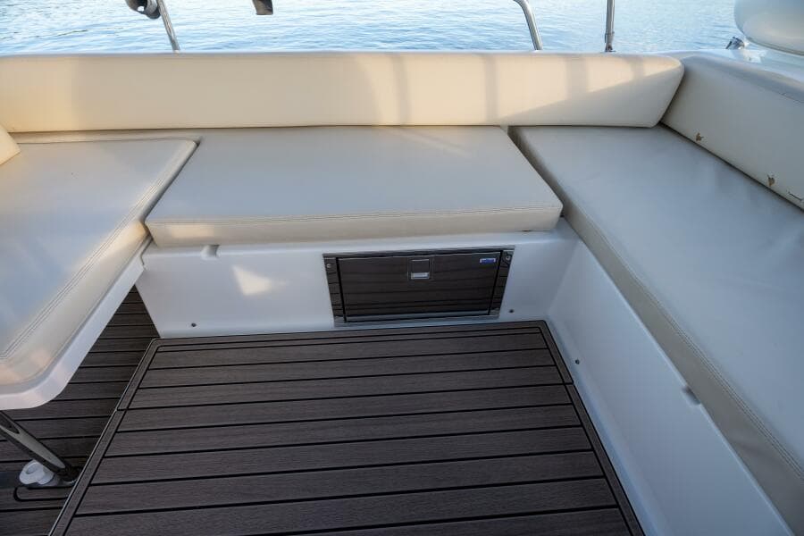 2013 Azimut 40 Flybridge