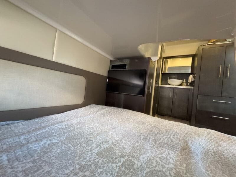 2016 Regal 46 Sport Coupe