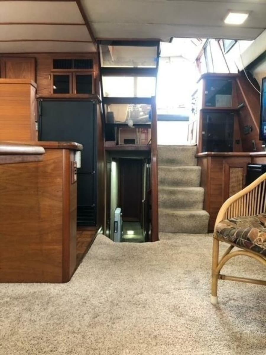 1985 Bayliner 4550 Motoryacht - Photo 15
