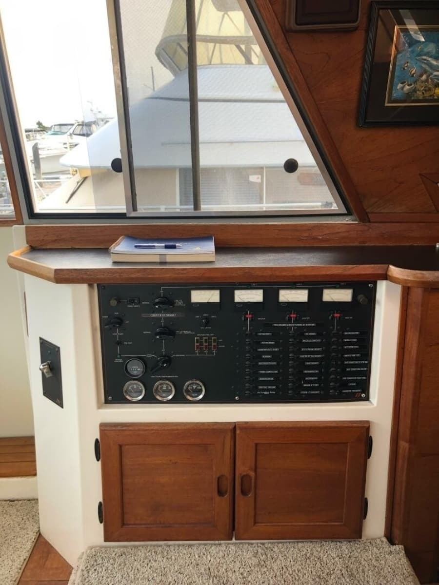 1985 Bayliner 4550 Motoryacht - Photo 49