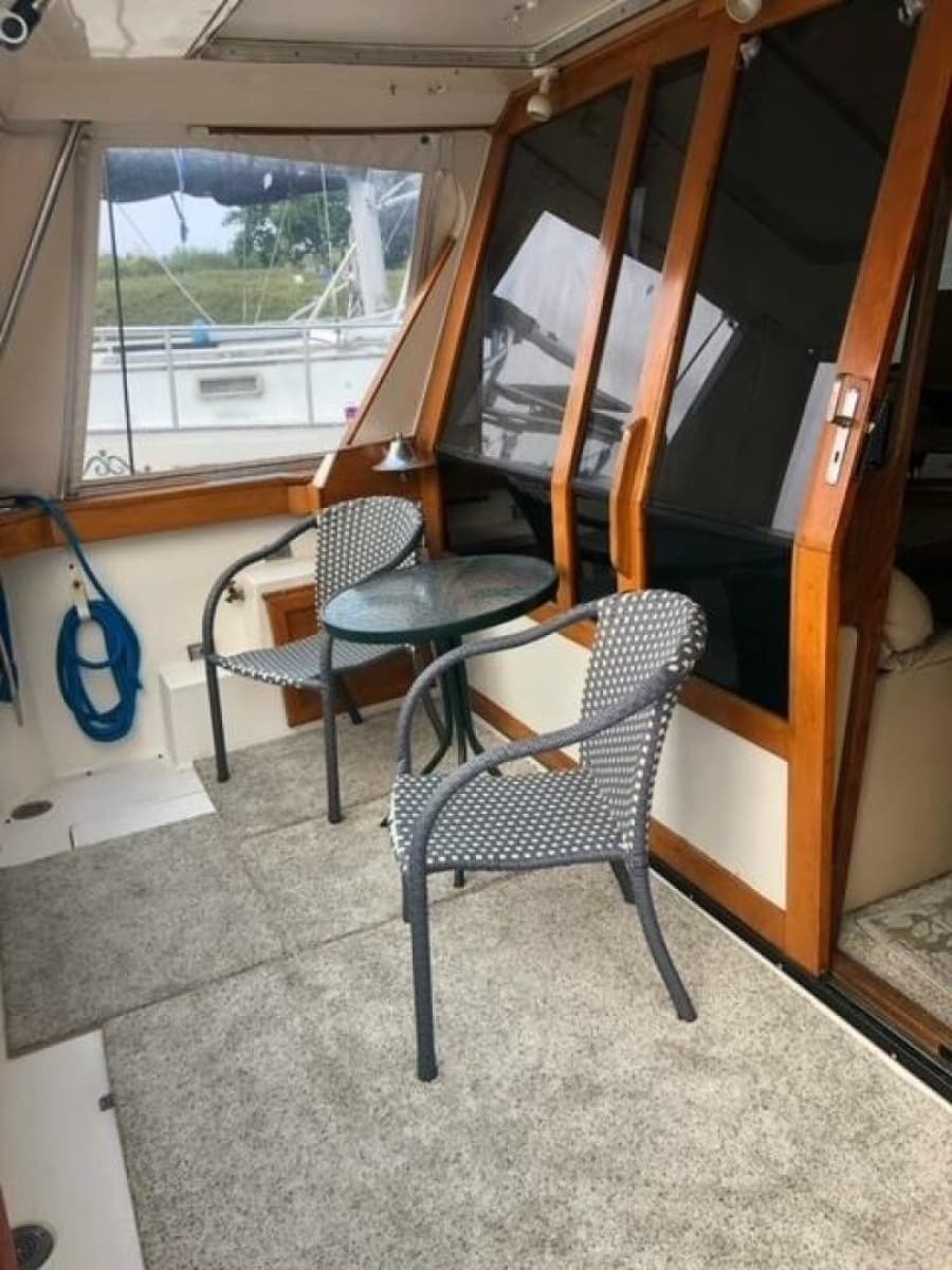 1985 Bayliner 4550 Motoryacht - Photo 7