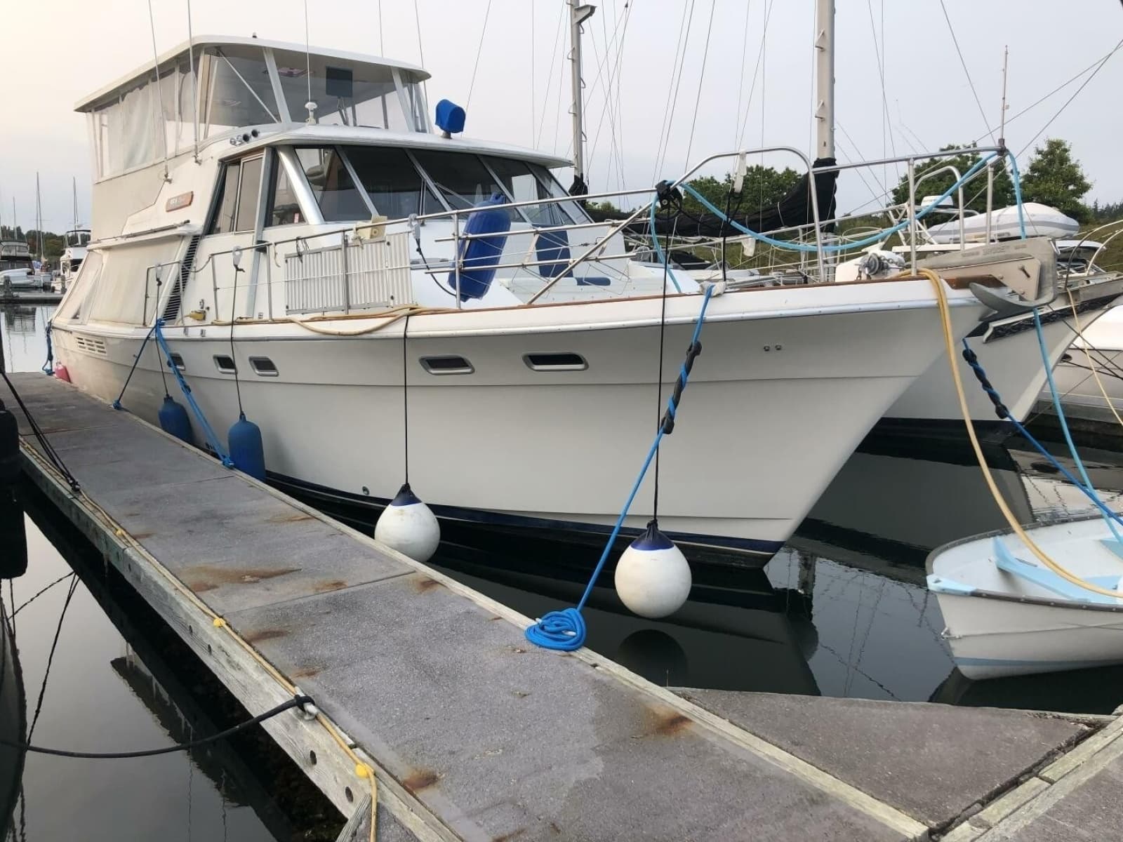 1985 Bayliner 4550 Motoryacht - Photo 4