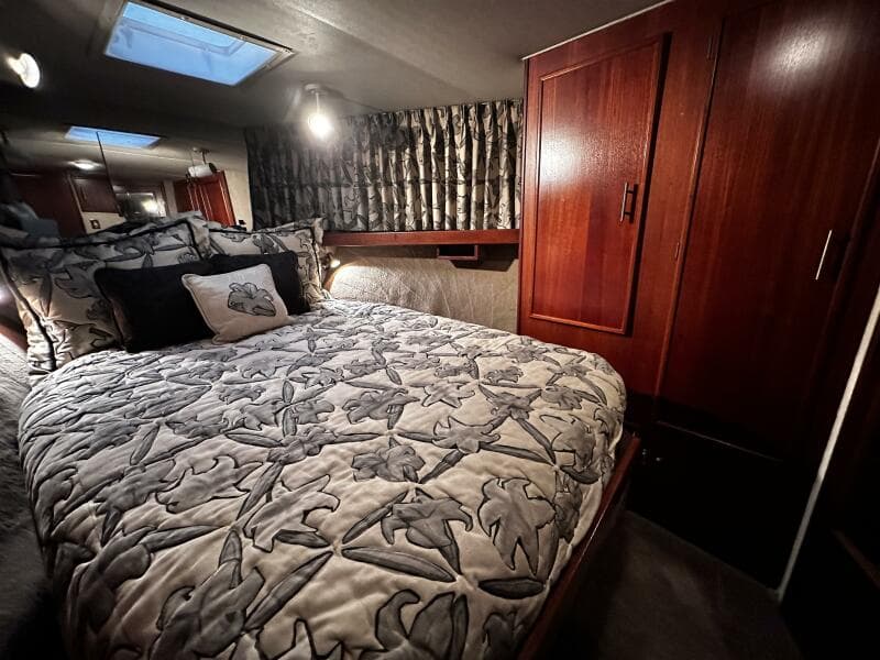 1985 Post 43 Sport Fisherman