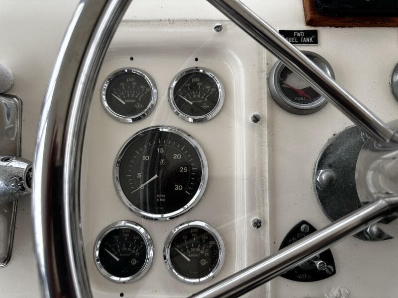 1985 Post 43 Sport Fisherman