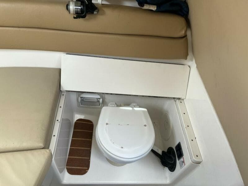 2006 Century 2400 WA - Photo 12