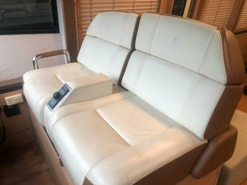 2012 Monte Carlo Yachts 76