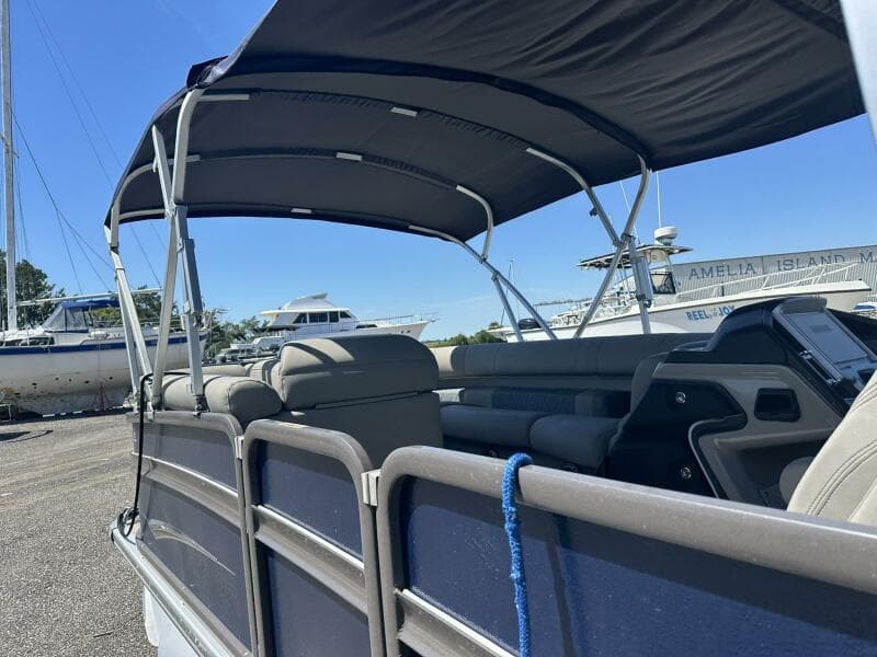 2023 Premier 250 INTRIGUE RL