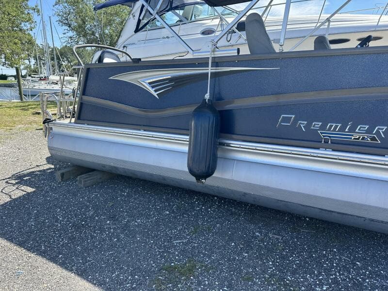 2023 Premier 250 INTRIGUE RL