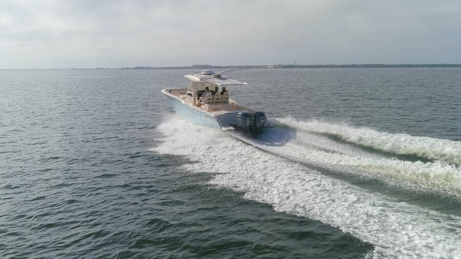 2022 32 Grady White Canyon 326 Running (4)