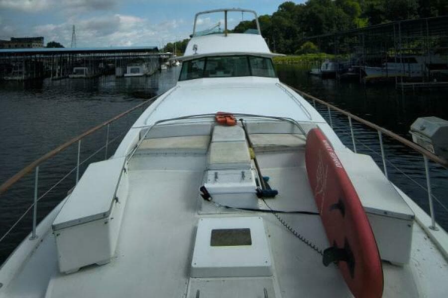 1976 Bertram Flybridge MY