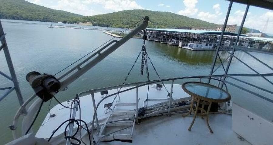 1976 Bertram Flybridge MY