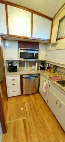 1976 Bertram Flybridge MY