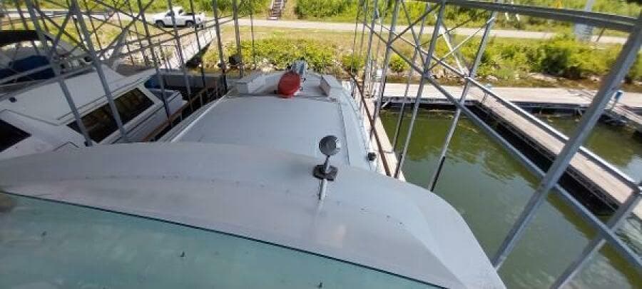 1976 Bertram Flybridge MY