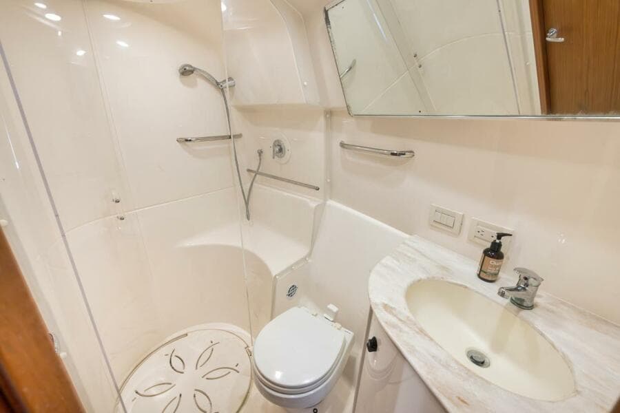 2015 Tiara Yachts Tiara 390 Convertible