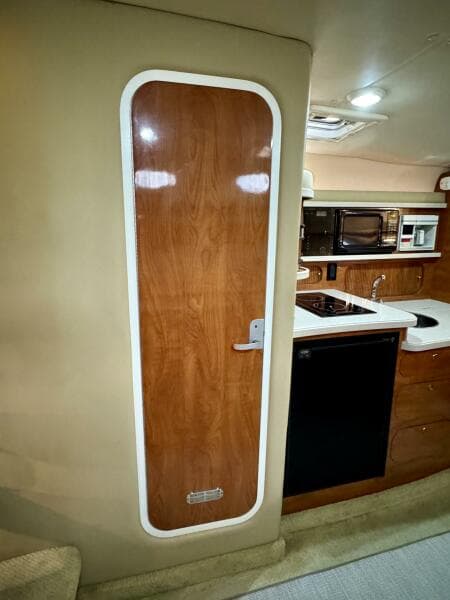 2004 Rinker 342 Fiesta Vee